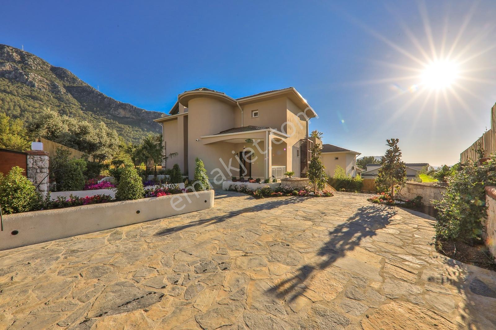 Remax'tan- Fethiye Ovacık'ta, Deniz Manzaralı 4+1 Müstakil Villa — fotoğraf 11