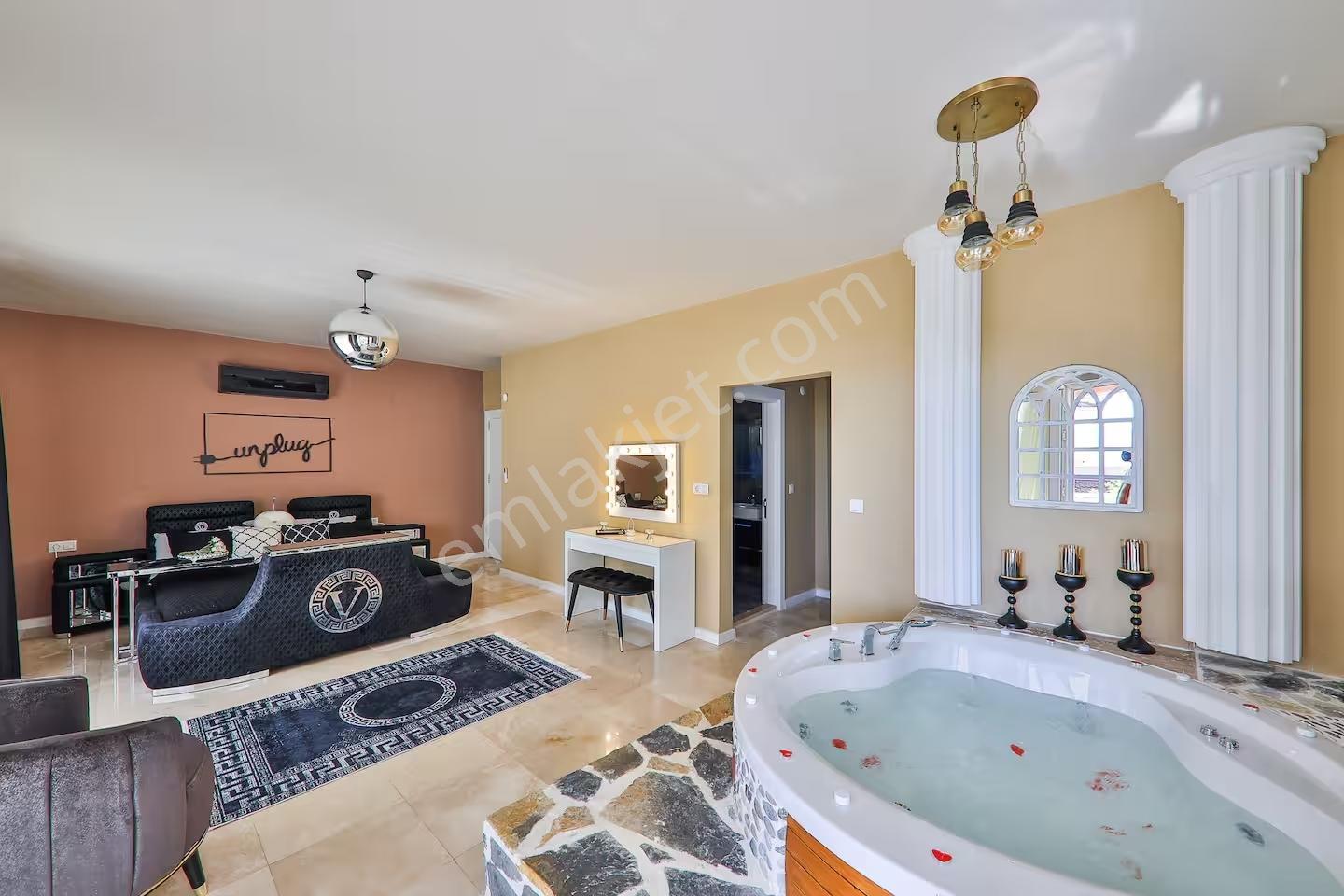 Remax'tan- Fethiye Ovacık'ta, Deniz Manzaralı 4+1 Müstakil Villa — fotoğraf 16
