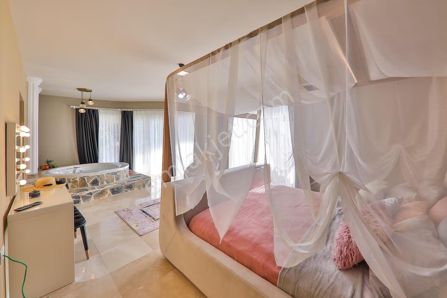 Remax'tan- Fethiye Ovacık'ta, Deniz Manzaralı 4+1 Müstakil Villa — fotoğraf 21