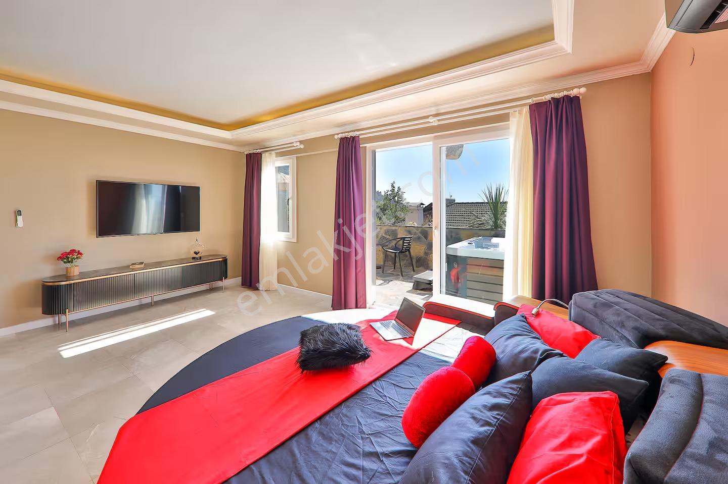 Remax'tan- Fethiye Ovacık'ta, Deniz Manzaralı 4+1 Müstakil Villa — fotoğraf 28
