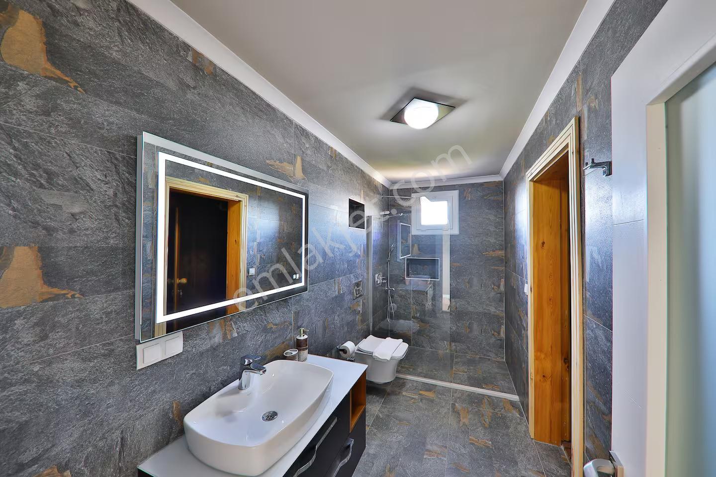 Remax'tan- Fethiye Ovacık'ta, Deniz Manzaralı 4+1 Müstakil Villa — fotoğraf 31