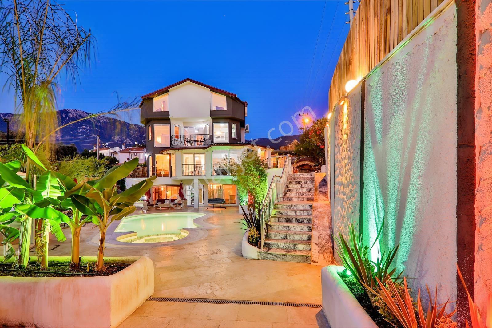 Remax'tan- Fethiye Ölüdeniz Ovacık'ta, 8+1 Müstakil Eşyalı Villa — fotoğraf 3