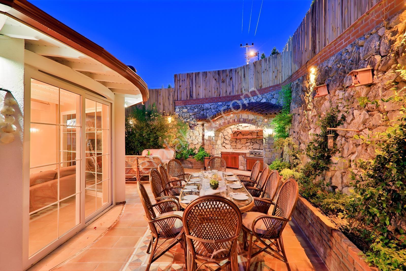 Remax'tan- Fethiye Ölüdeniz Ovacık'ta, 8+1 Müstakil Eşyalı Villa — fotoğraf 7