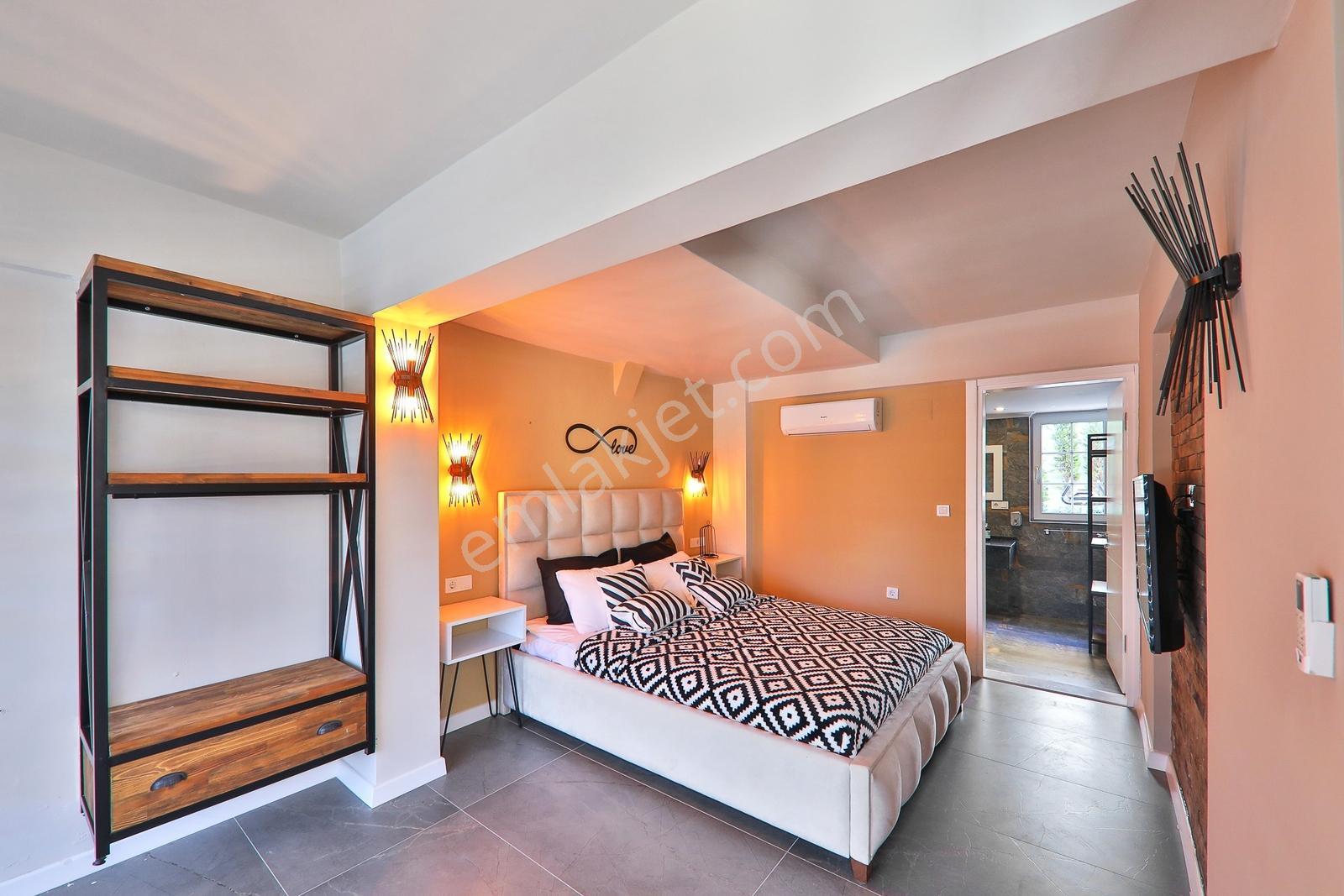 Remax'tan- Fethiye Ölüdeniz Ovacık'ta, 8+1 Müstakil Eşyalı Villa — fotoğraf 11