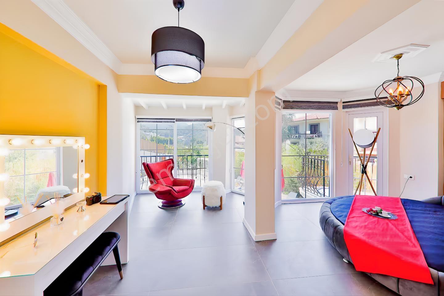 Remax'tan- Fethiye Ölüdeniz Ovacık'ta, 8+1 Müstakil Eşyalı Villa — fotoğraf 22