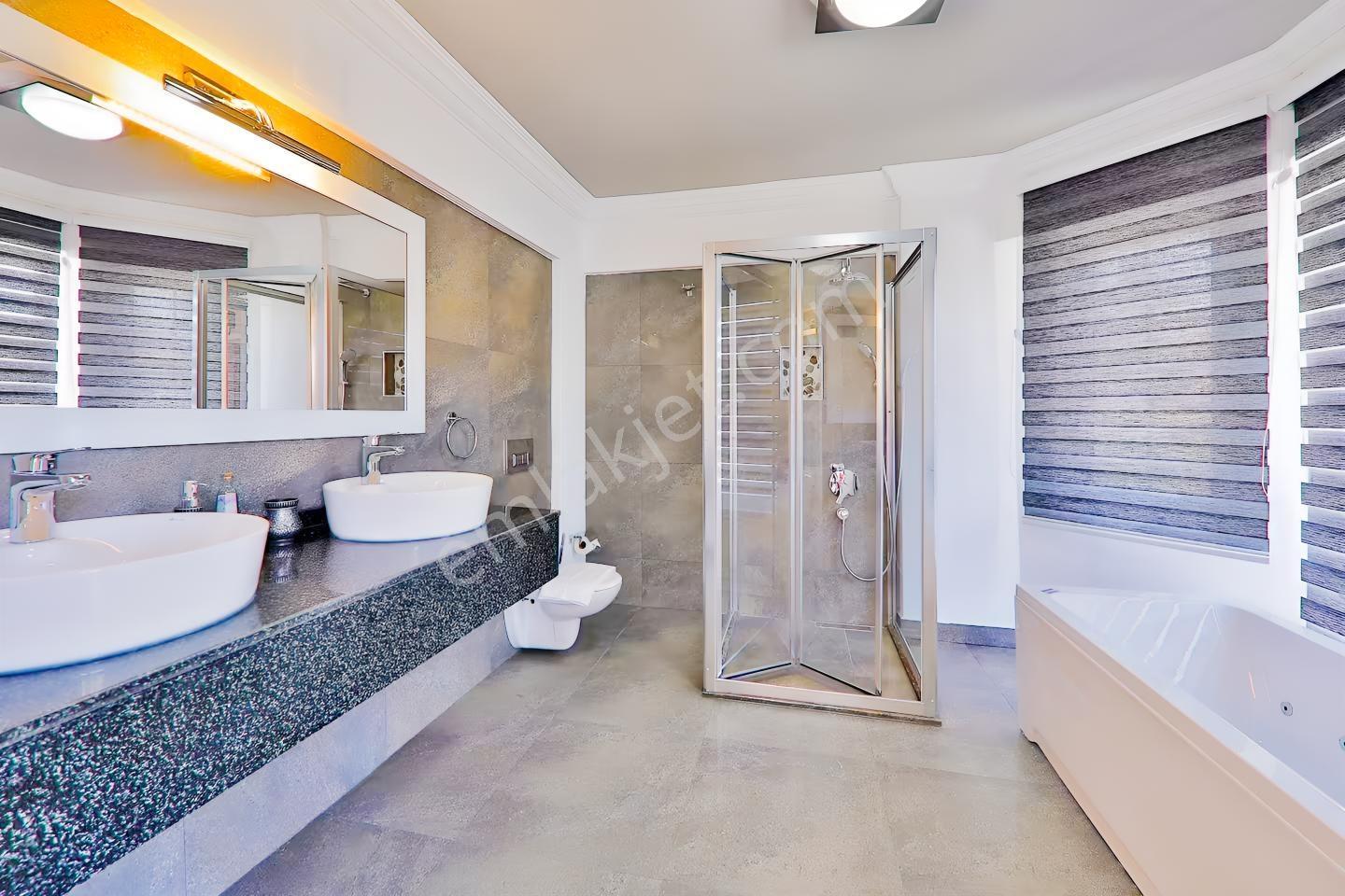 Remax'tan- Fethiye Ölüdeniz Ovacık'ta, 8+1 Müstakil Eşyalı Villa — fotoğraf 32