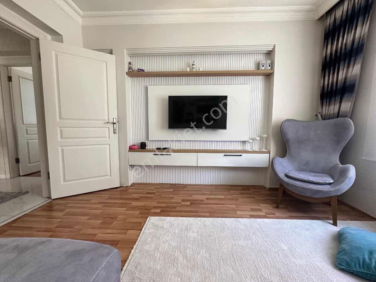 Çankaya Mürsel Uluç' Da 5+1 3 Cepheli, Balkonlu Ve Teraslı Geniş Aile Dairesi — fotoğraf 11