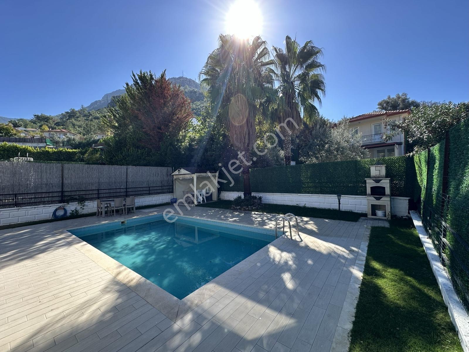 Remax'tan Fethiye, Ovacık'ta, 5+1 Müstakil, Eşyalı Satılık Villa — fotoğraf 4