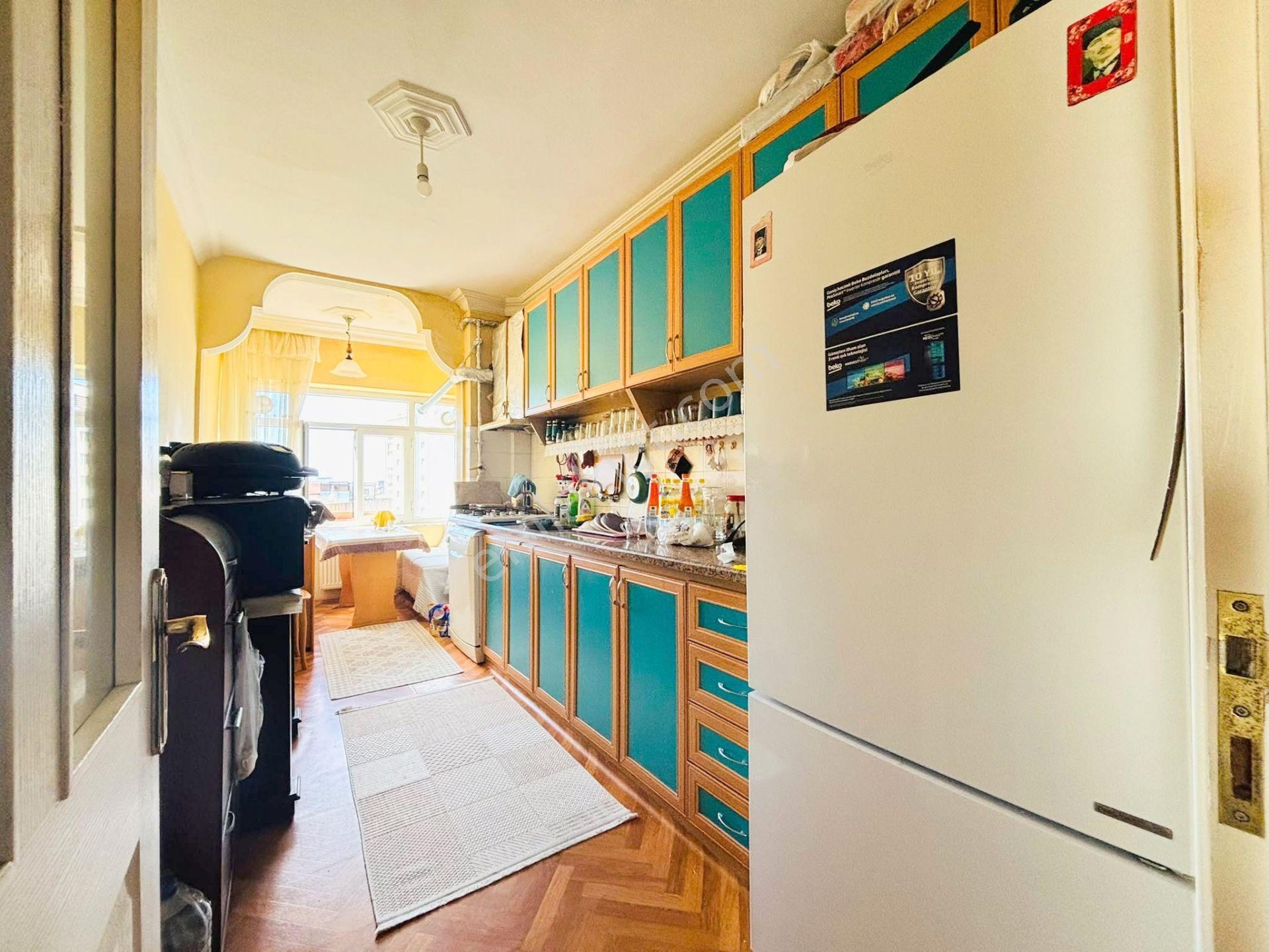 Mertcan'dan Yakacık Yeni Mah Site İçi Balkonlu Geniş 3+1 Daire — fotoğraf 7