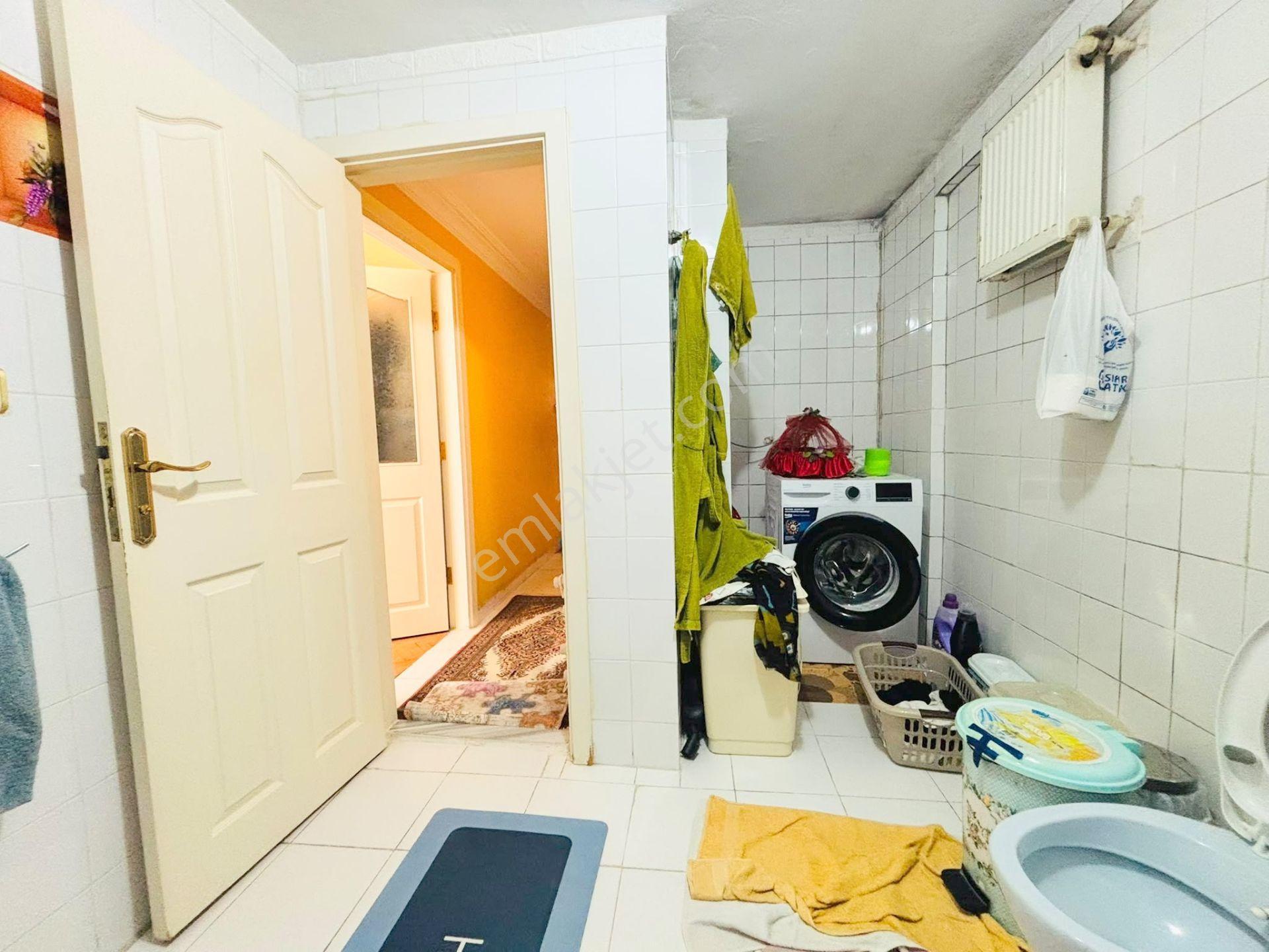 Mertcan'dan Yakacık Yeni Mah Site İçi Balkonlu Geniş 3+1 Daire — fotoğraf 18