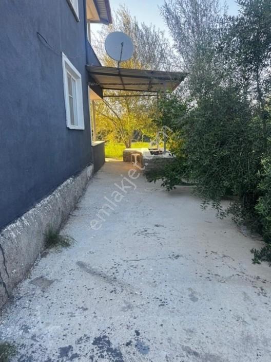 Nazilli Sümer Mahallesinde 4.109 M² Arazi İçerisinde