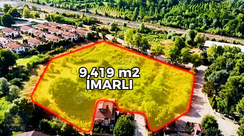 Garantör// Villa Projesine Uygun 0.50 Kaks-9.419m2 Köşe Parsel//