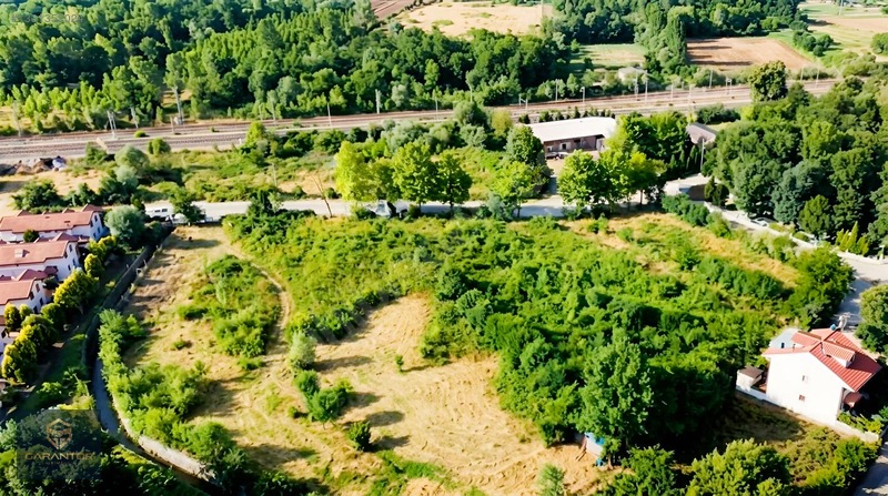 Garantör// Villa Projesine Uygun 0.50 Kaks-9.419m2 Köşe Parsel// — fotoğraf 9