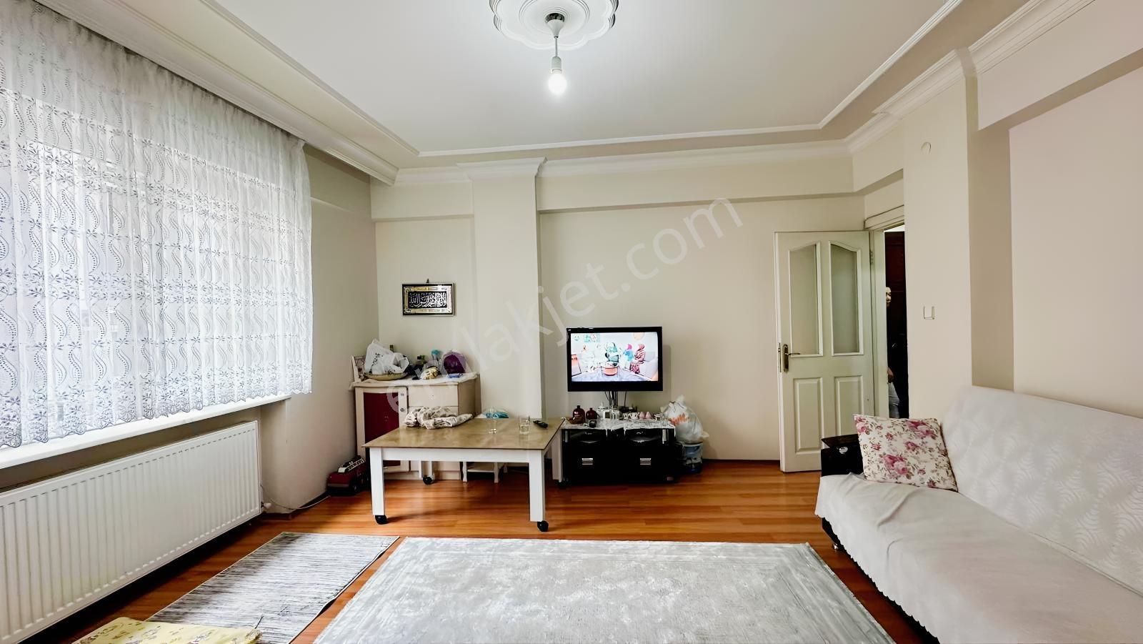 Başokur'dan Bahçelievler Kocasinan Mh. Mahmutbey Cad.yakın 2+1 — fotoğraf 5