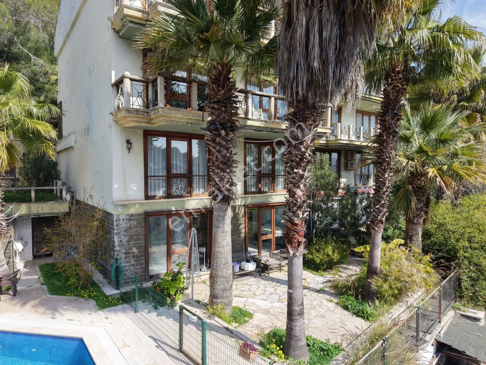Villa Fiyatına Marmaris'De Köşk Fırsatı..