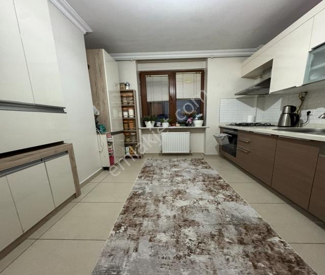 Mahmutbey'de Cadde Üzeri Yeni Binada Geniş 3+1 Daire !!! — fotoğraf 9