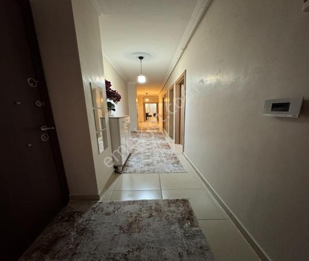 Mahmutbey'de Cadde Üzeri Yeni Binada Geniş 3+1 Daire !!! — fotoğraf 29