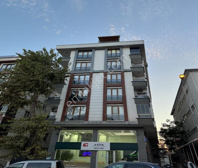 Mahmutbey'de Cadde Üzeri Yeni Binada Geniş 3+1 Daire !!! — fotoğraf 39