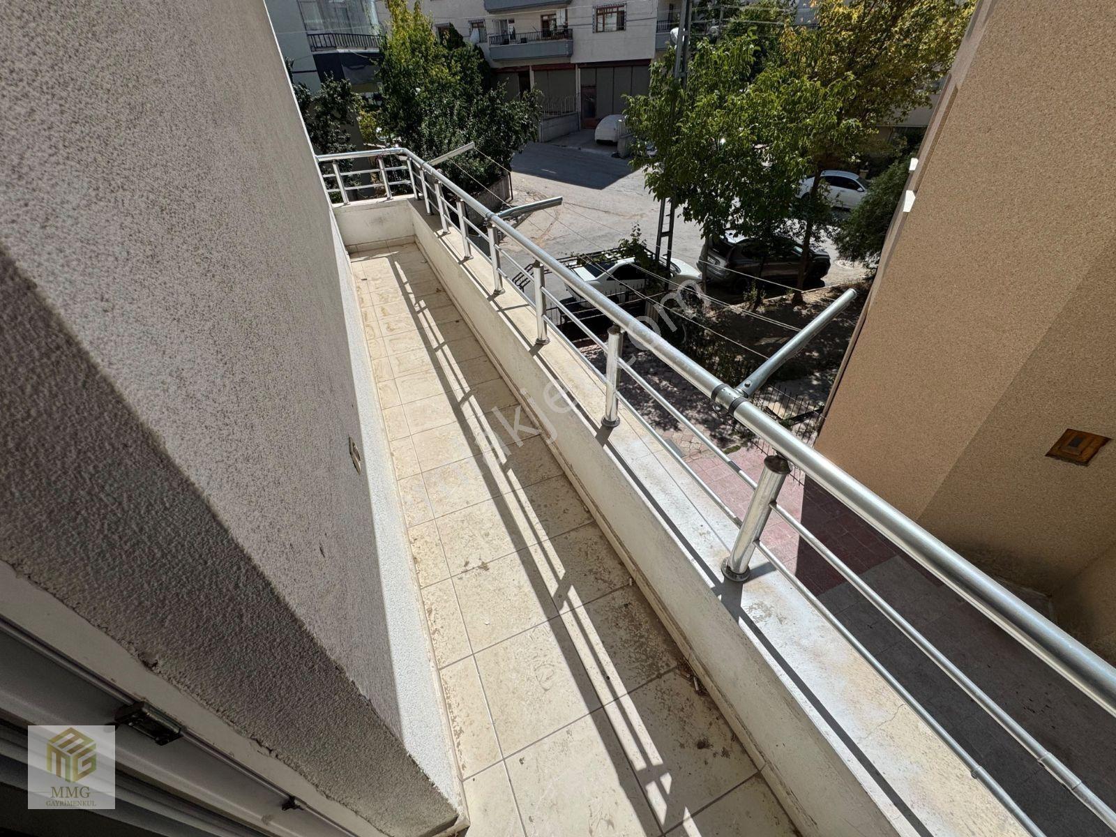 Mmg'den Tandoğan Mahallesinde 1. Ara Katta 7 Yaşında 3+1 Daire.! — fotoğraf 4