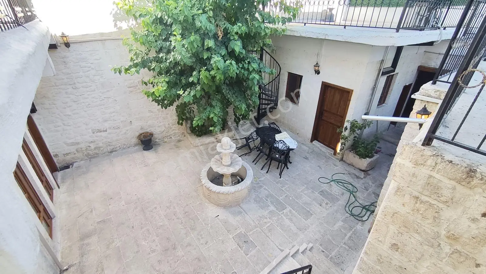 Urfa Merkezde İçi Yapılı Eşyalı Satılık Avlulu Kargir Ev — fotoğraf 5