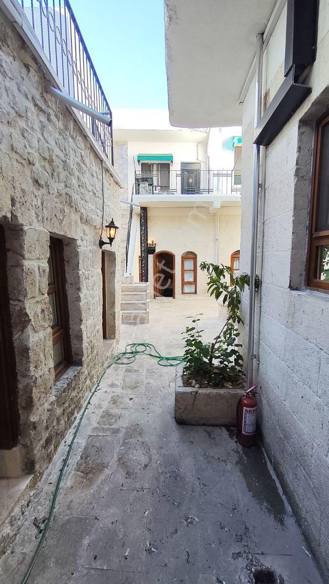 Urfa Merkezde İçi Yapılı Eşyalı Satılık Avlulu Kargir Ev — fotoğraf 10