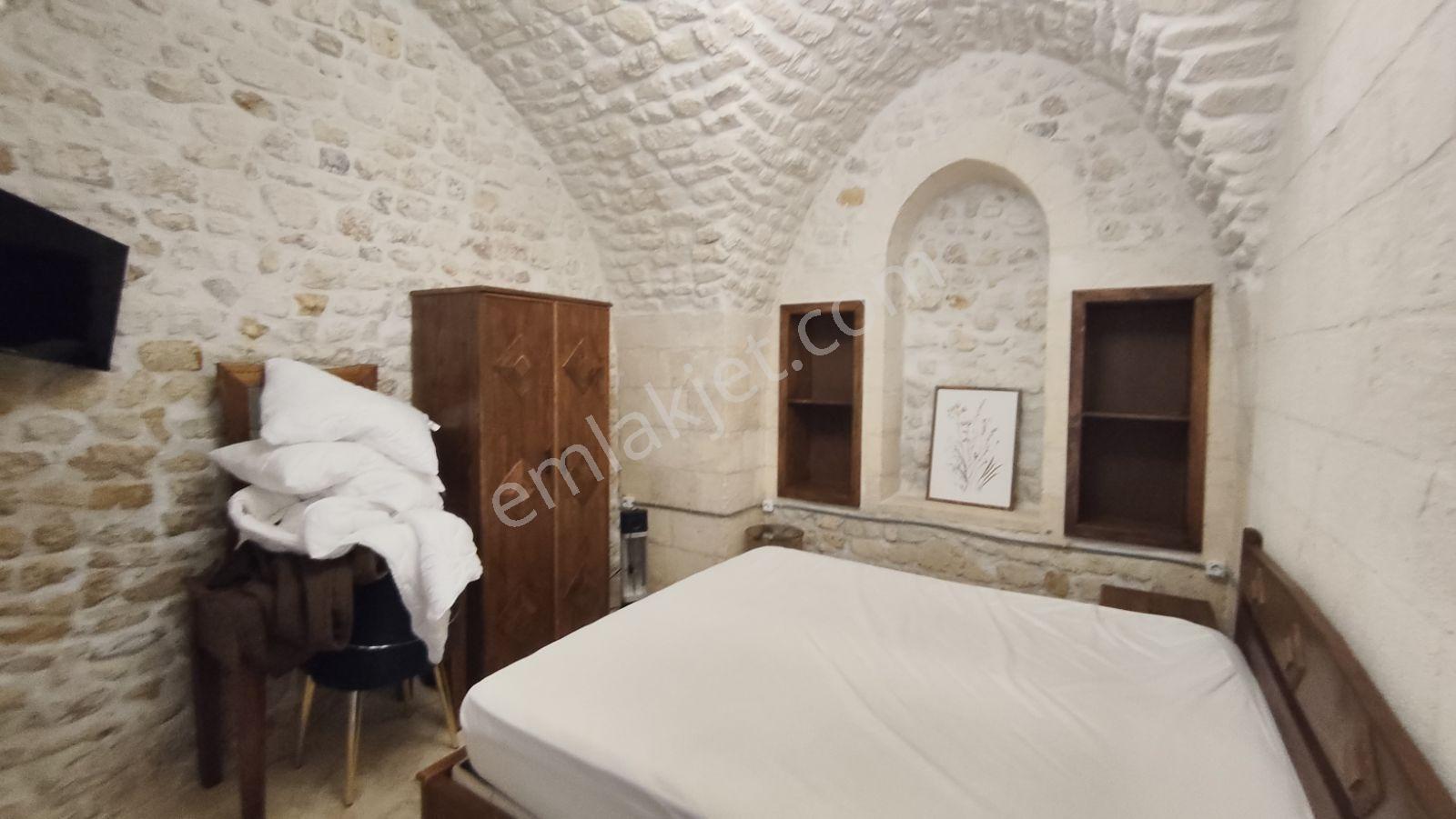 Urfa Merkezde İçi Yapılı Eşyalı Satılık Avlulu Kargir Ev — fotoğraf 16