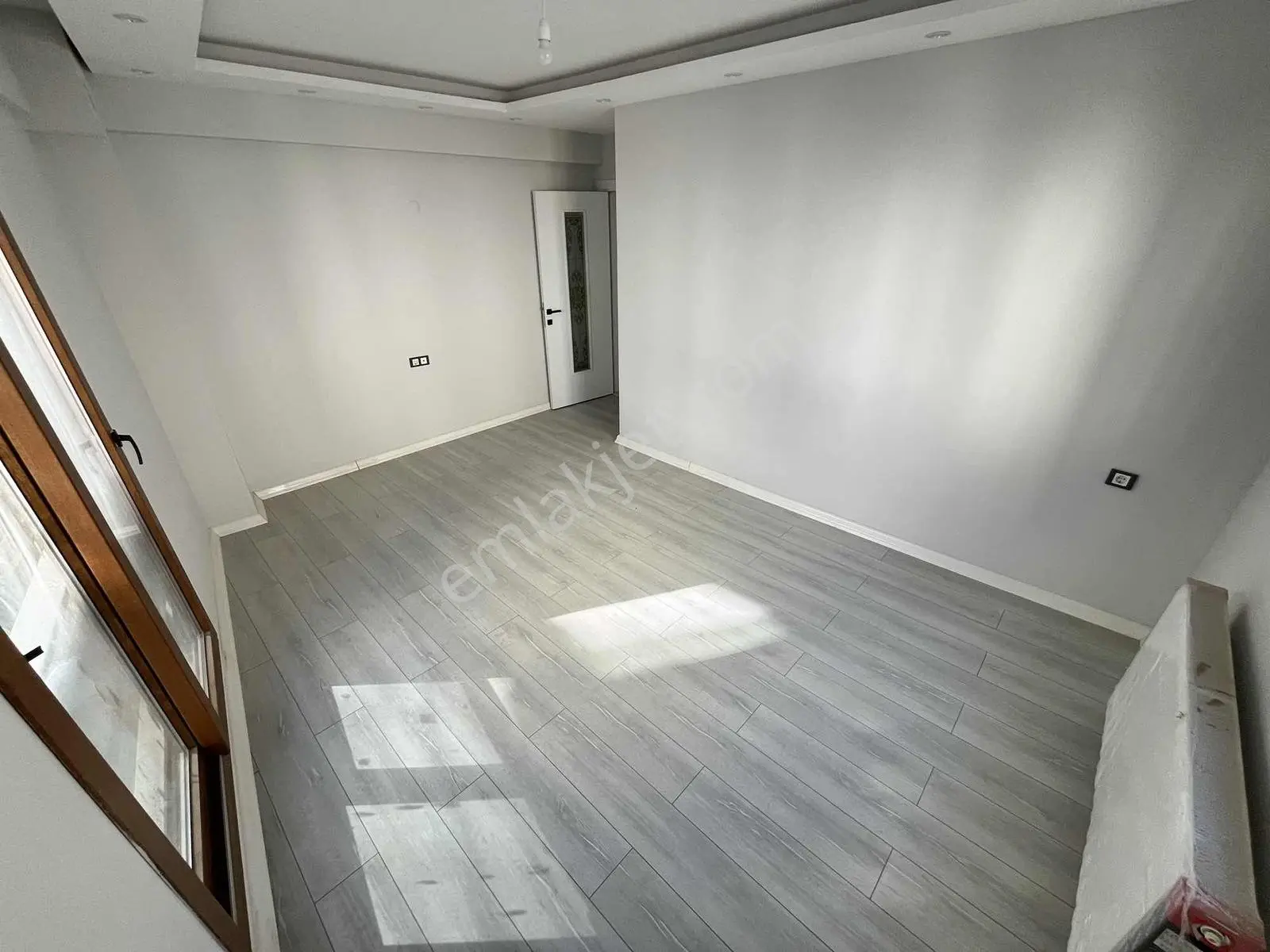Asil Emlak'tan Muradiye'de Sıfır 2+1 Ara Kat Kapalı Mutfak Daire — fotoğraf 5