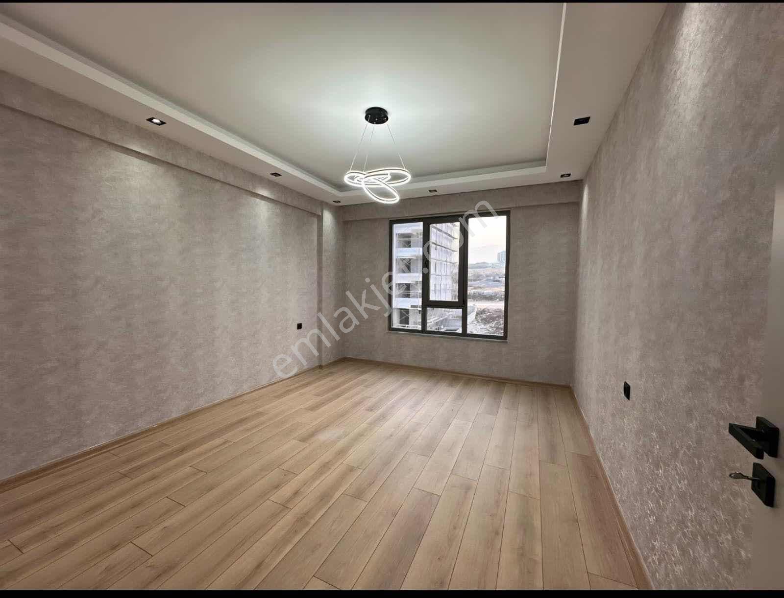 2 Bloklu Site İçerisinde Satılıl 2+1 Daire — fotoğraf 5