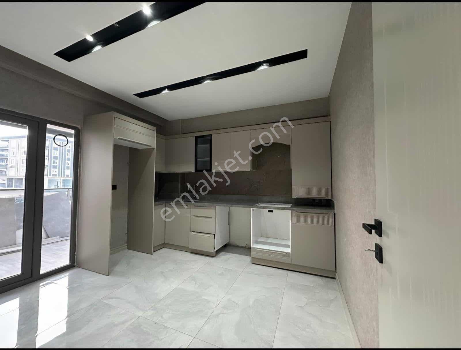 2 Bloklu Site İçerisinde Satılıl 2+1 Daire — fotoğraf 10
