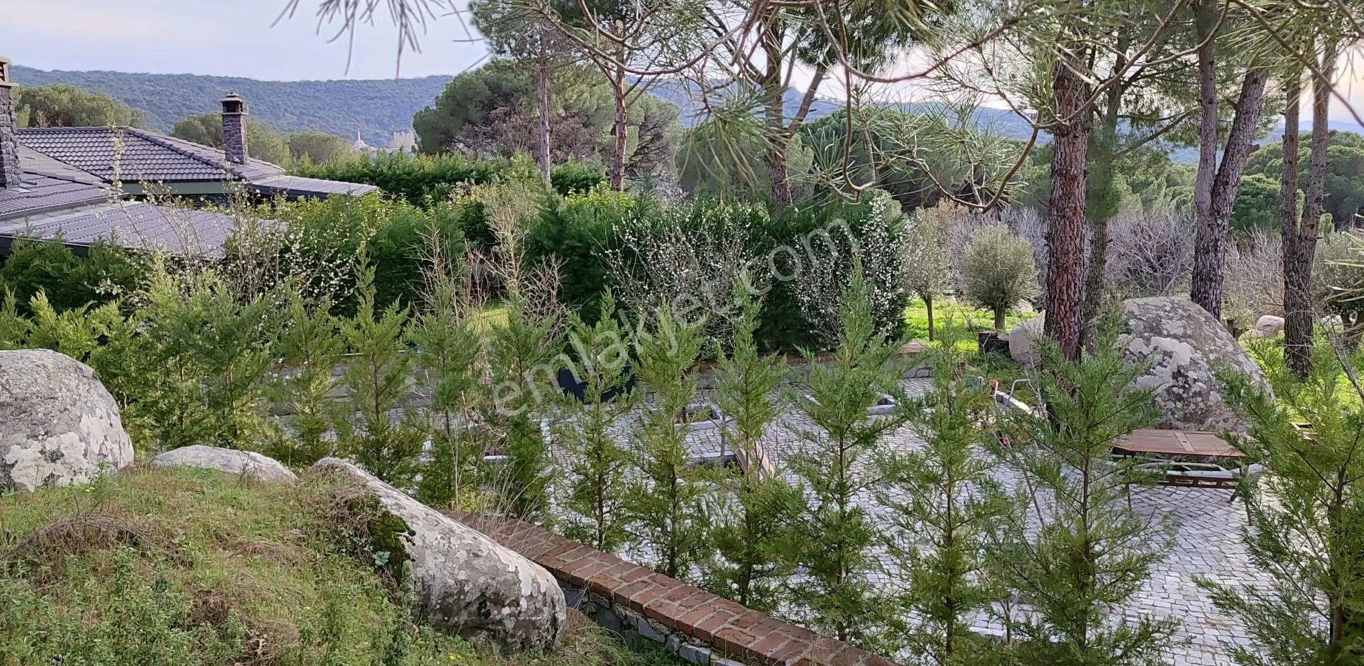 Ayvalık Ta Satılık 2 Adet Villla.3 Dönüm Arsa İcinde. — fotoğraf 7