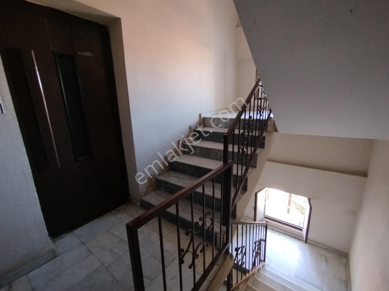 Nazilli Merkezde 140 M² 3+1 | Masrafsız | Çift Cephe | Otoparklı — fotoğraf 27