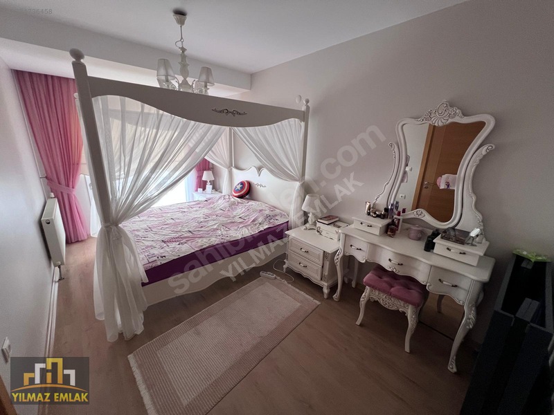 Myrına Parkta 3+1 Ara Kat Kısmi Eşyalı Satılık Daire — fotoğraf 35