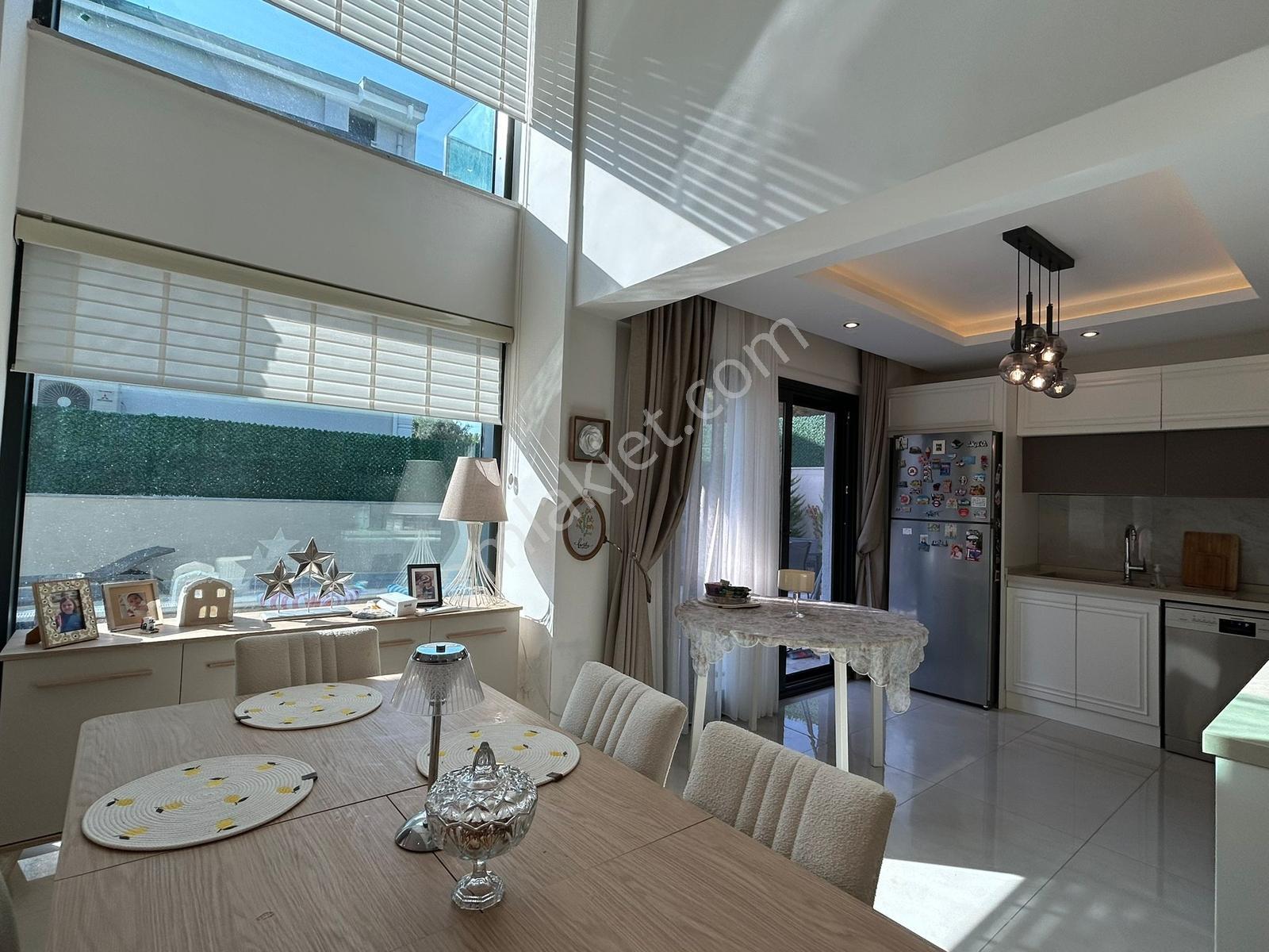 Fethiye Çiftlikte 2025 Yapımı 4+1 Triplex Villa | Kredi Uygun — fotoğraf 5