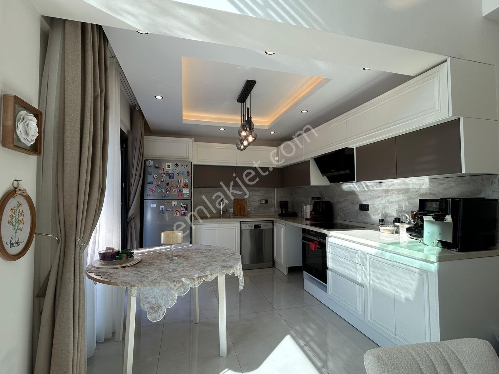 Fethiye Çiftlikte 2025 Yapımı 4+1 Triplex Villa | Kredi Uygun — fotoğraf 7
