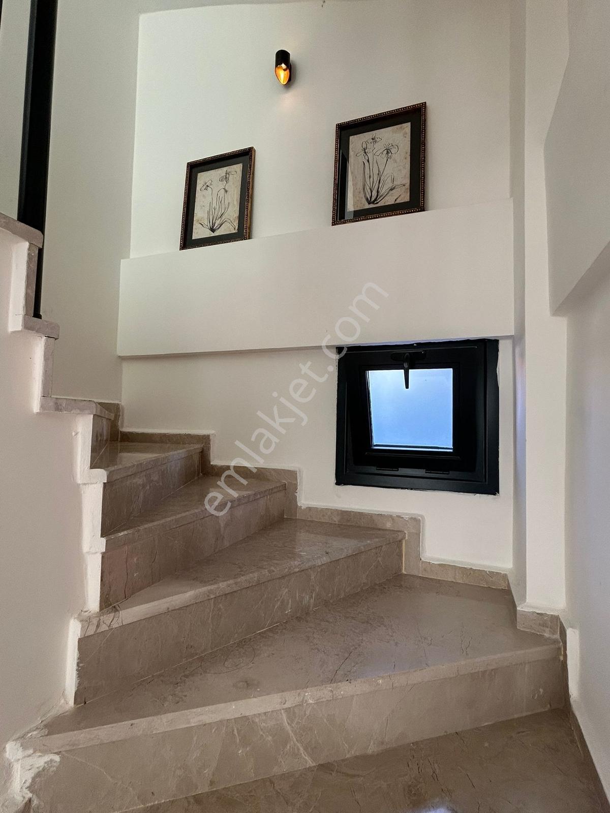 Fethiye Çiftlikte 2025 Yapımı 4+1 Triplex Villa | Kredi Uygun — fotoğraf 8