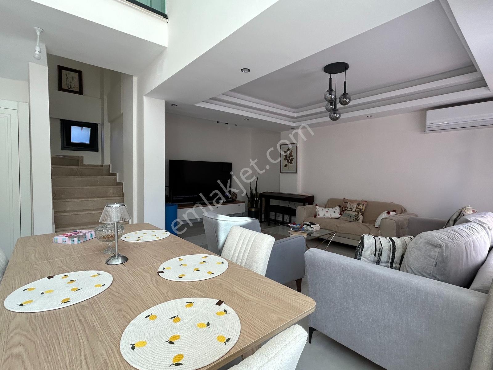 Fethiye Çiftlikte 2025 Yapımı 4+1 Triplex Villa | Kredi Uygun — fotoğraf 10
