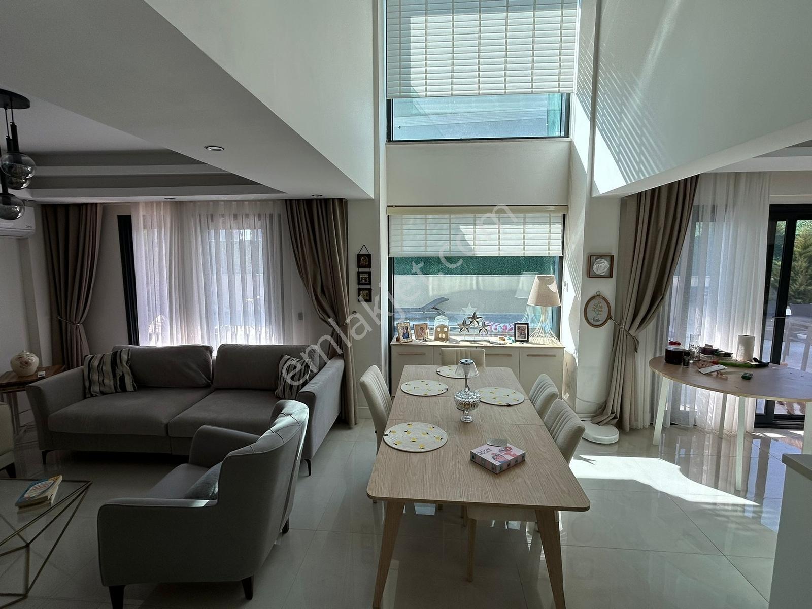 Fethiye Çiftlikte 2025 Yapımı 4+1 Triplex Villa | Kredi Uygun — fotoğraf 11