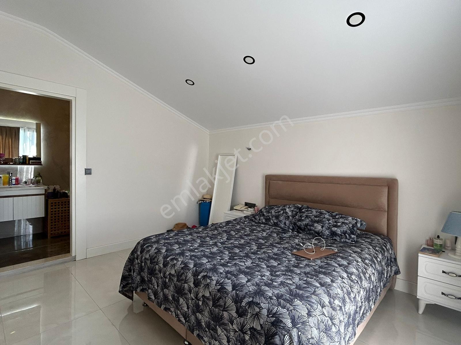 Fethiye Çiftlikte 2025 Yapımı 4+1 Triplex Villa | Kredi Uygun — fotoğraf 21
