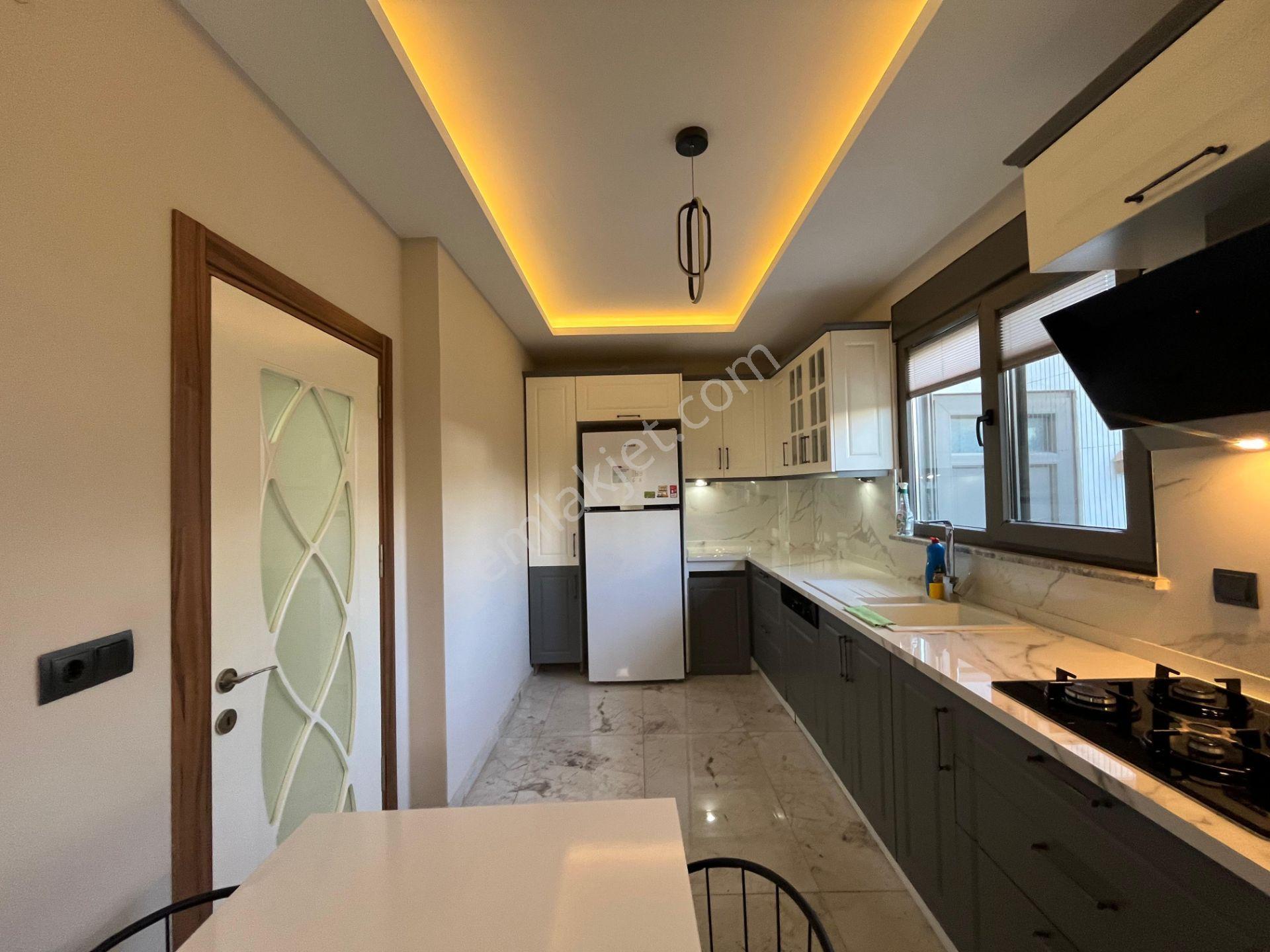 Yükselden Gürede Kış Bahçeli, 60 M²bahçe Alanlı 4+1 Villa — fotoğraf 4
