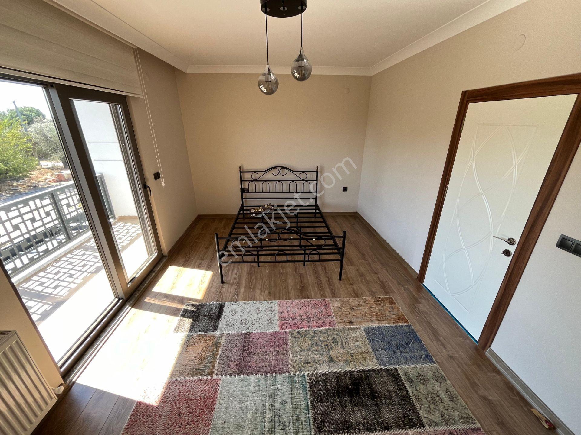 Yükselden Gürede Kış Bahçeli, 60 M²bahçe Alanlı 4+1 Villa — fotoğraf 11