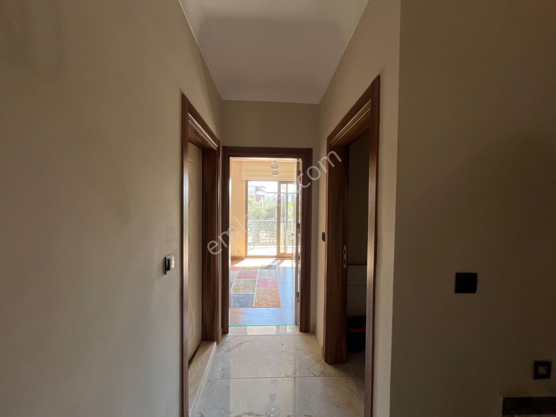 Yükselden Gürede Kış Bahçeli, 60 M²bahçe Alanlı 4+1 Villa — fotoğraf 20