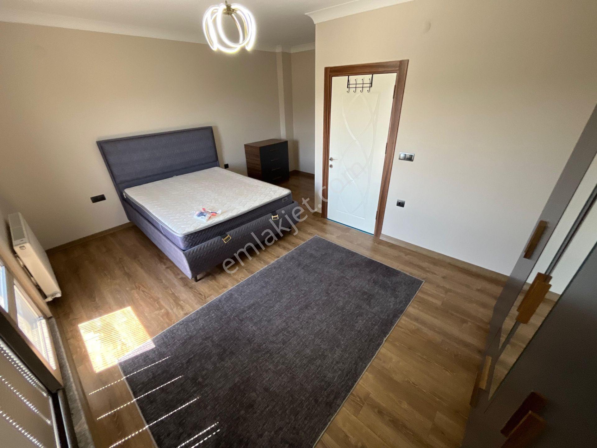 Yükselden Gürede Kış Bahçeli, 60 M²bahçe Alanlı 4+1 Villa — fotoğraf 21