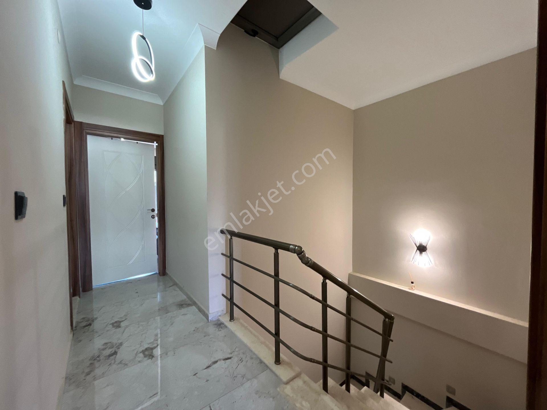 Yükselden Gürede Kış Bahçeli, 60 M²bahçe Alanlı 4+1 Villa — fotoğraf 30