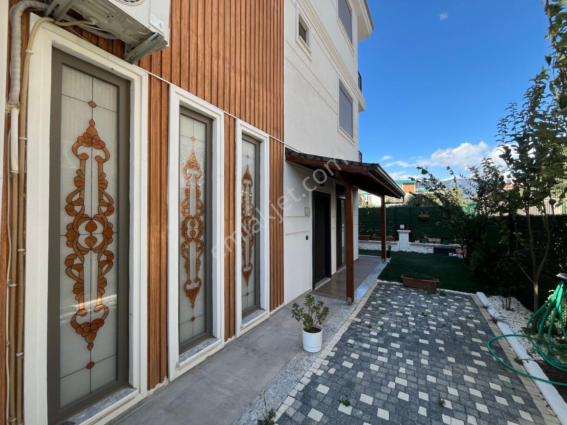 Yükselden Gürede Kış Bahçeli, 60 M²bahçe Alanlı 4+1 Villa — fotoğraf 32