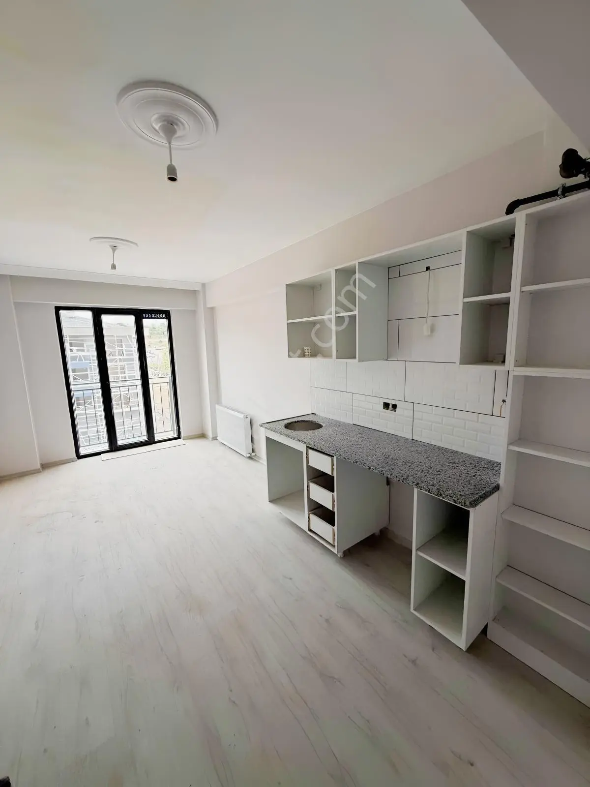Buluruzdan Edirne Kurtuluş Mahallesinde Satılık 1+1 Daireler