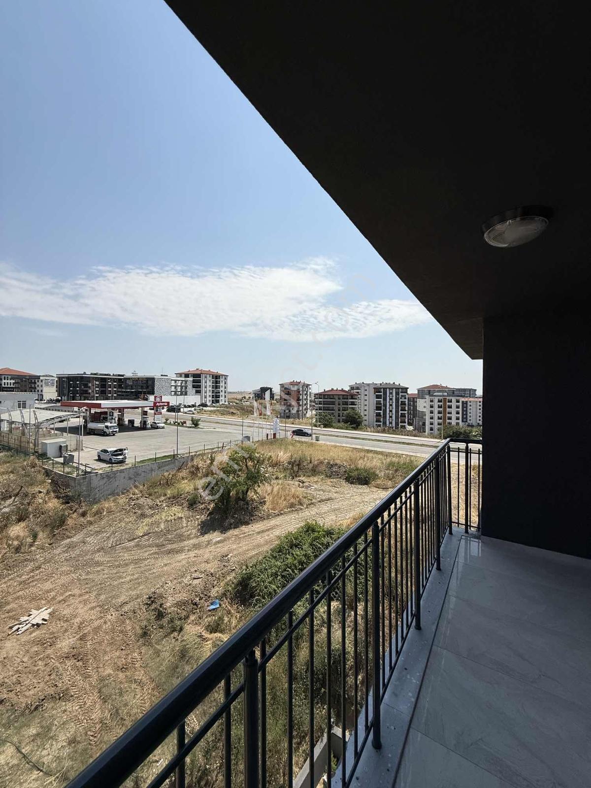 Buluruzdan Kurtuluş Mahallesinde Satılık 1+1 Daire — fotoğraf 16