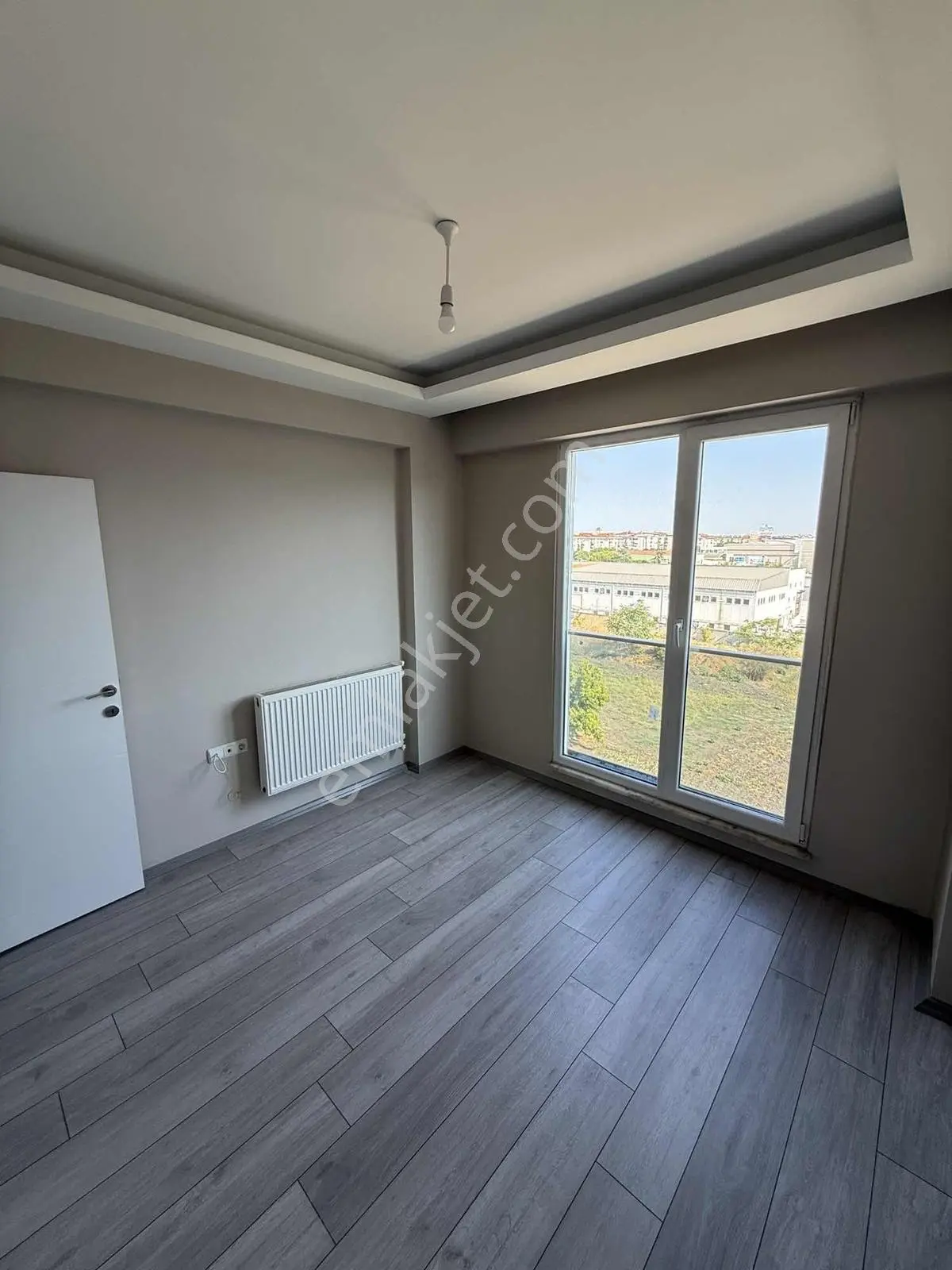 Buluruzdan Edirne Merkez İstasyon Mahallesinde Satılık 1+1 Daire — fotoğraf 11