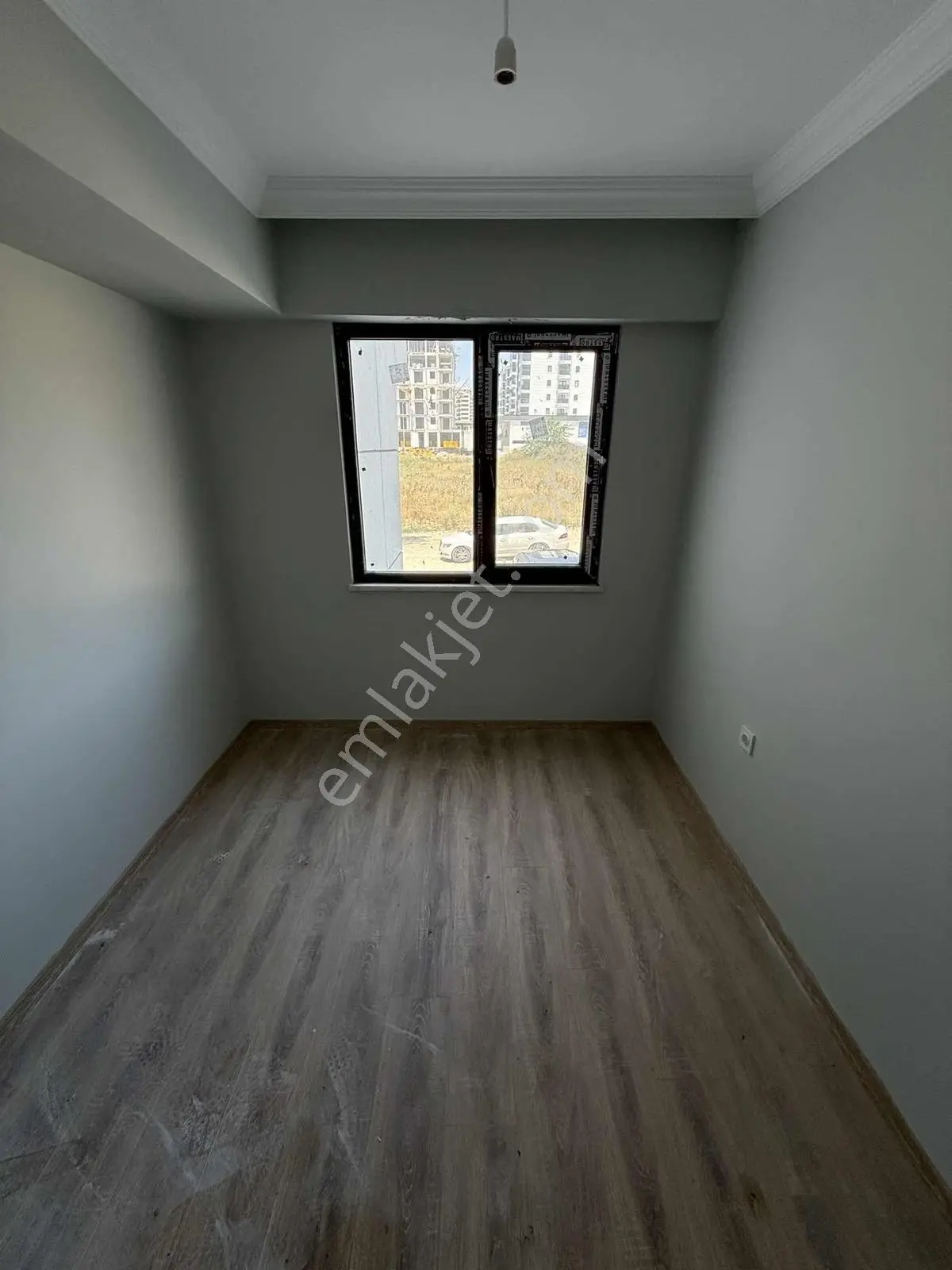 Buluruzdan Edirne Cumhuriyet Mahallesinde Satılık 1+1 Daire — fotoğraf 9