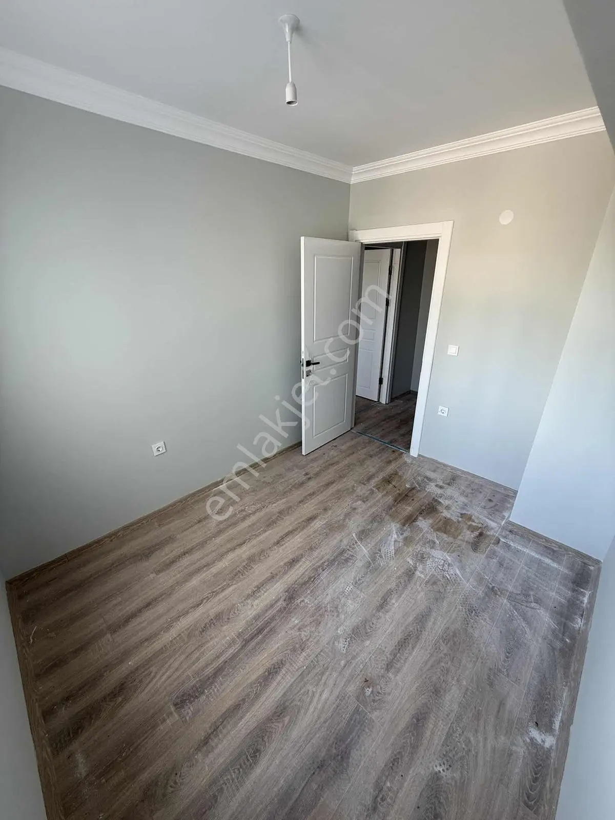 Buluruzdan Edirne Cumhuriyet Mahallesinde Satılık 1+1 Daire — fotoğraf 10