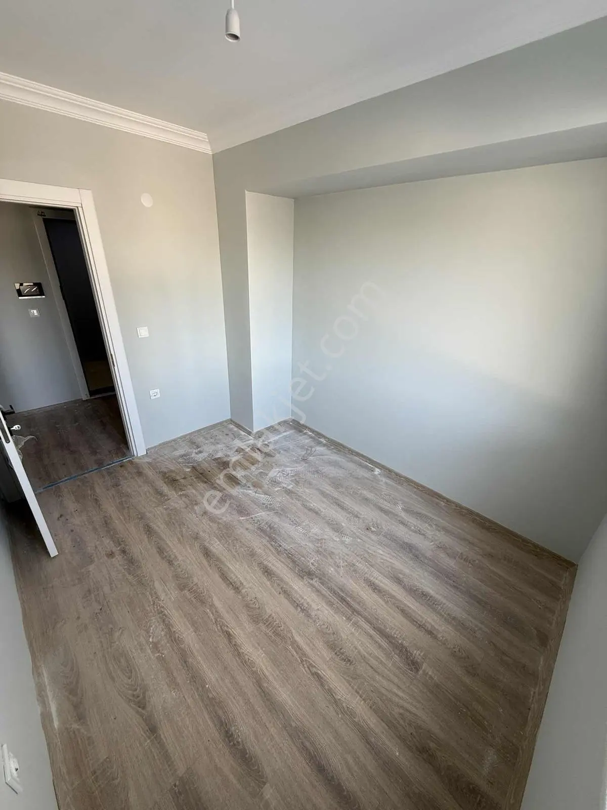 Buluruzdan Edirne Cumhuriyet Mahallesinde Satılık 1+1 Daire — fotoğraf 11